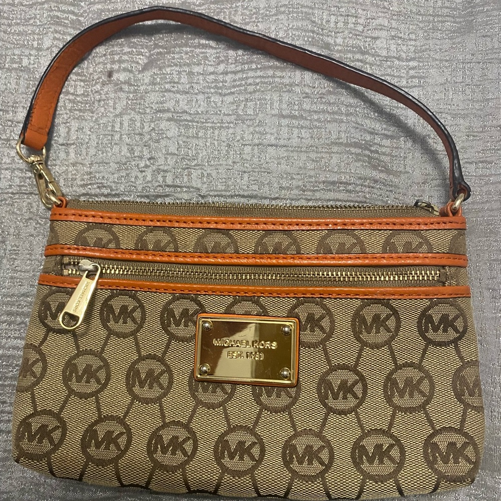 Very cute Michael Kors bag